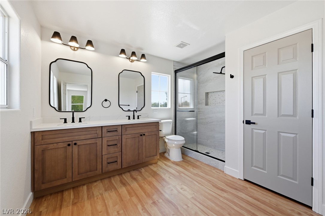 5044 Wild Buffalo Avenue Property Photo 30