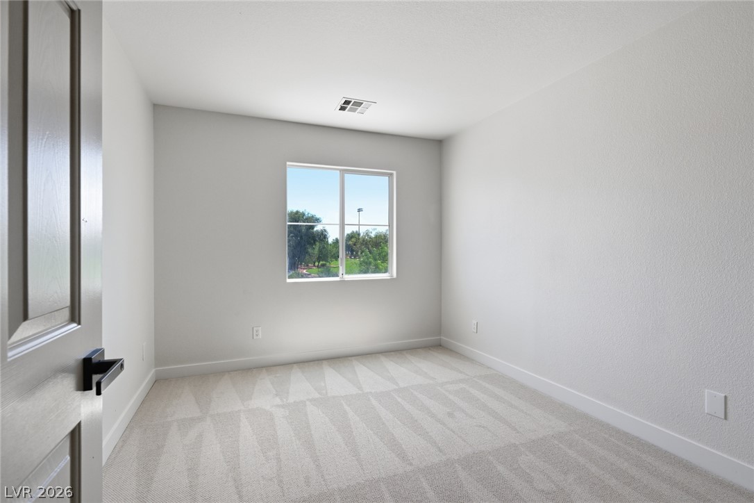 5044 Wild Buffalo Avenue Property Photo 33