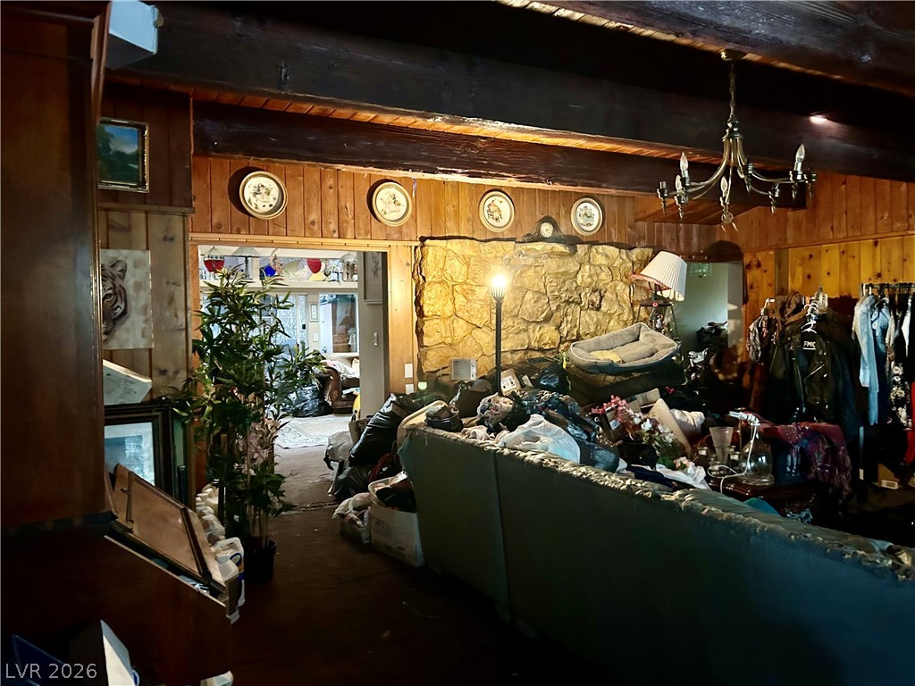 4624 East Desert Inn Road Property Photo 13