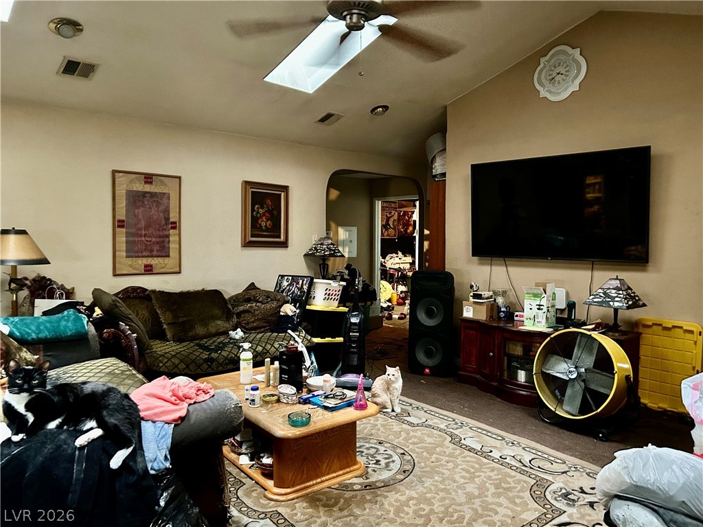 4624 East Desert Inn Road Property Photo 15
