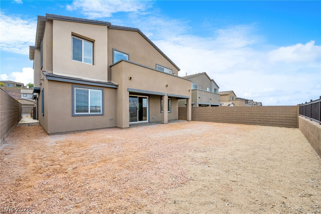 1514 Capri Cascades Court Property Photo 33