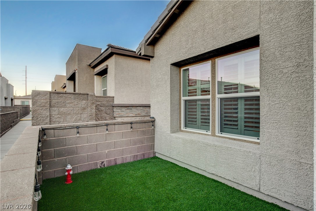 384 Aravalli Crest Street Property Photo 31