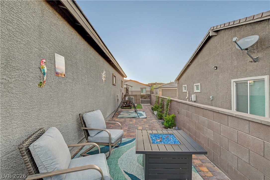 384 Aravalli Crest Street Property Photo 33