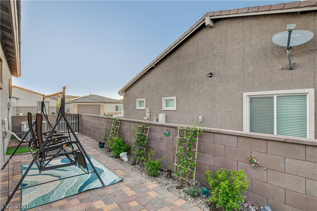 384 Aravalli Crest Street Property Photo 40