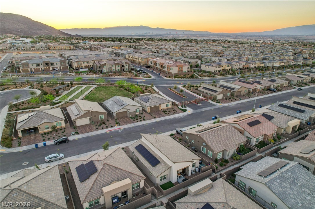 384 Aravalli Crest Street Property Photo 47