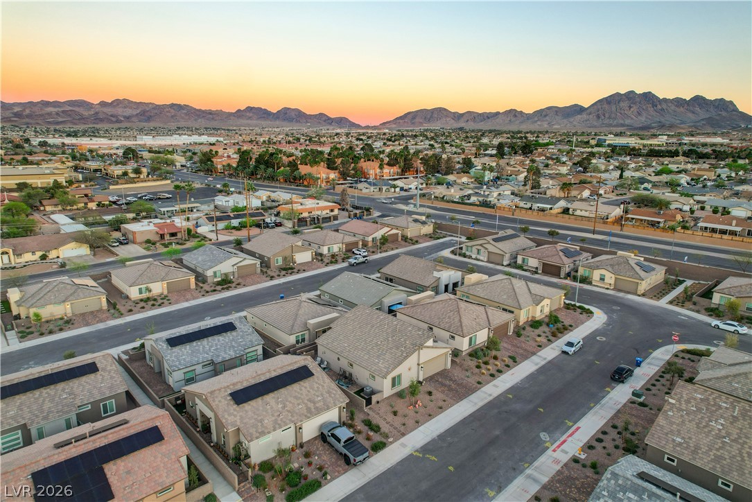 384 Aravalli Crest Street Property Photo 48