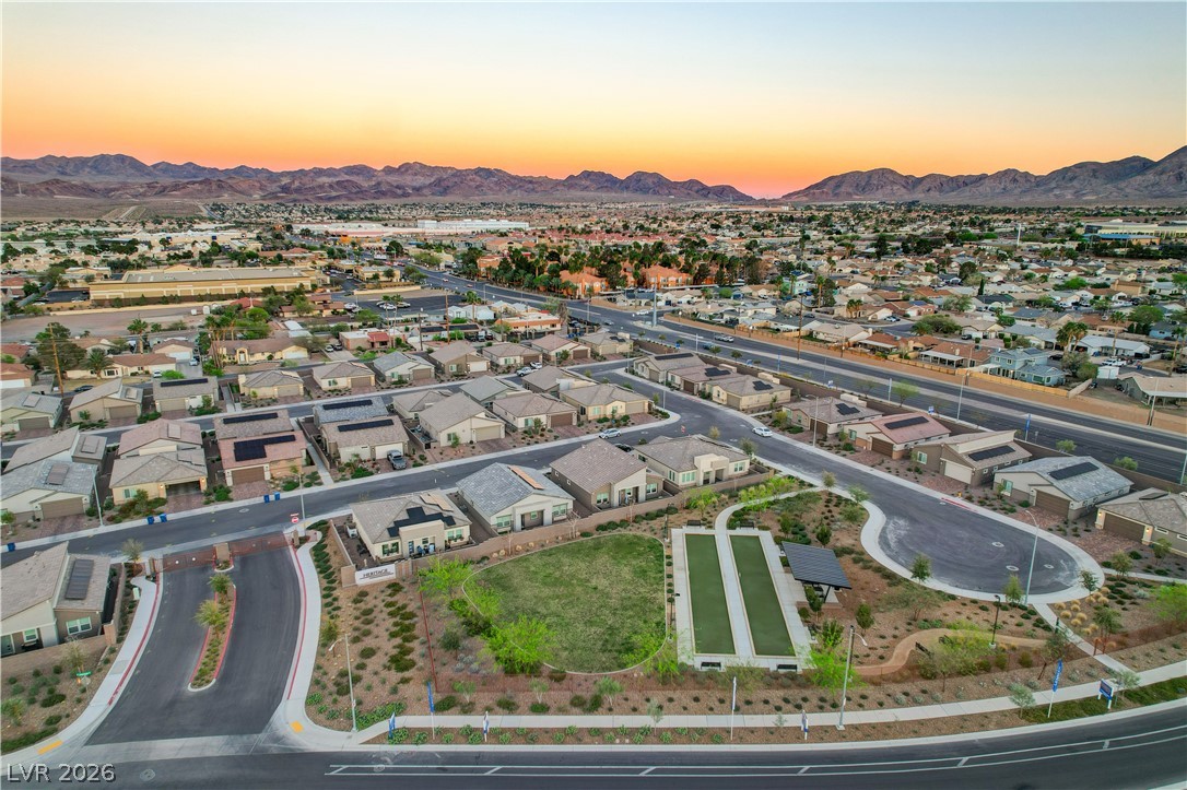 384 Aravalli Crest Street Property Photo 49