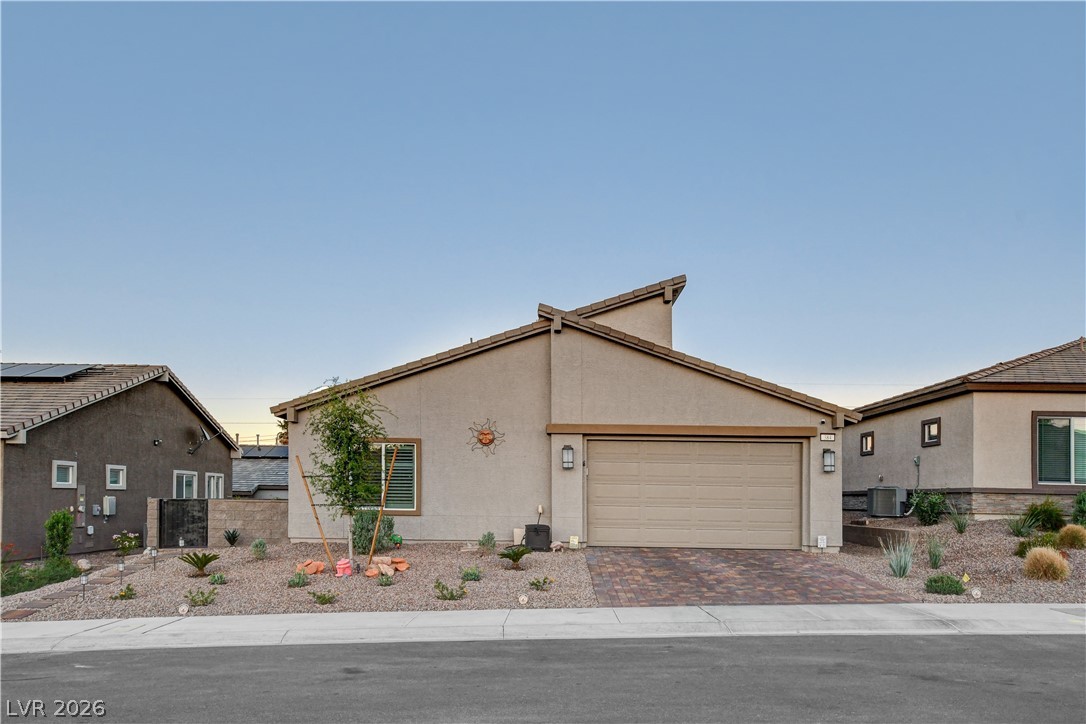 384 Aravalli Crest Street Property Photo 79