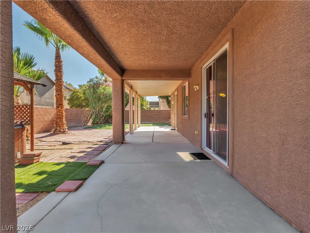 2129 Mistle Thrush Drive Property Photo 40