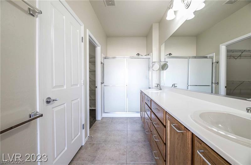 2446 Evening Twilight Avenue Property Photo 15