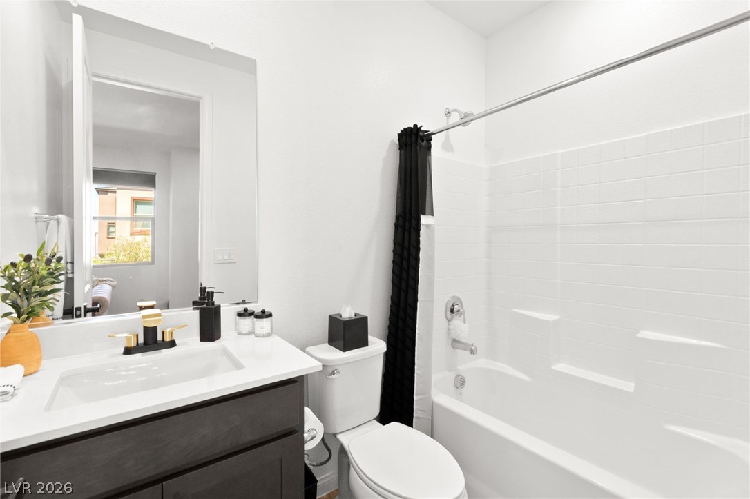 1424 Nocturnal Flight Street Property Photo 12