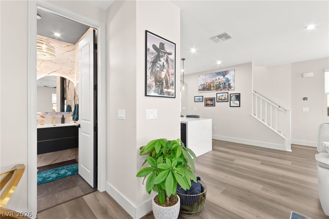 1424 Nocturnal Flight Street Property Photo 21