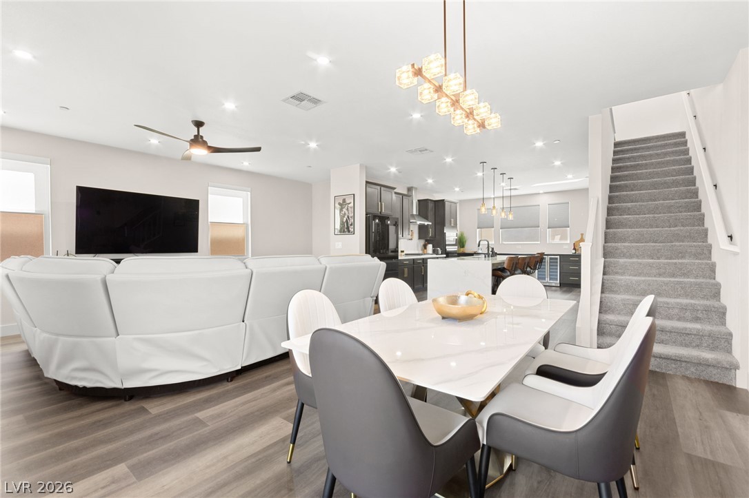 1424 Nocturnal Flight Street Property Photo 23