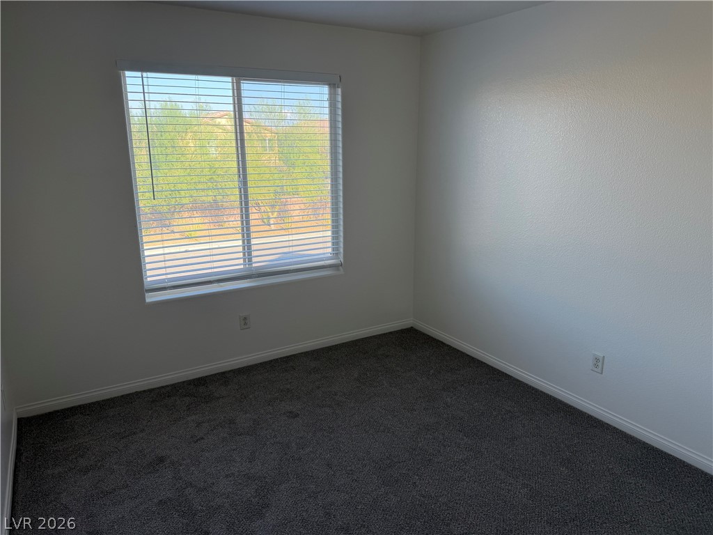 5493 Ovando Way Property Photo 4