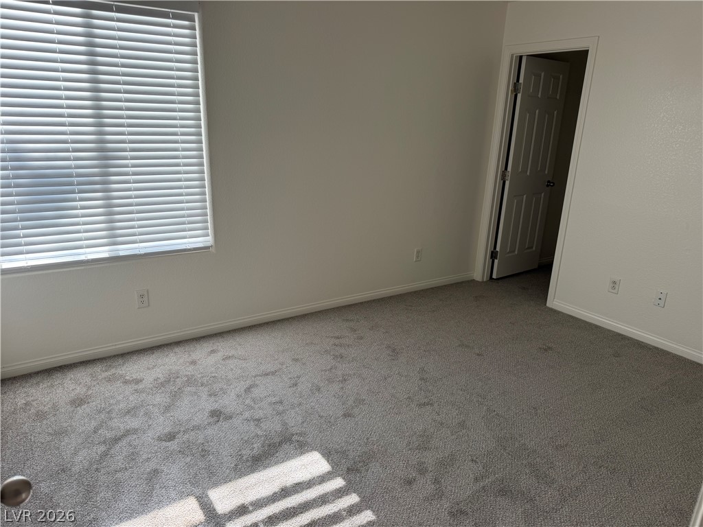 5493 Ovando Way Property Photo 8