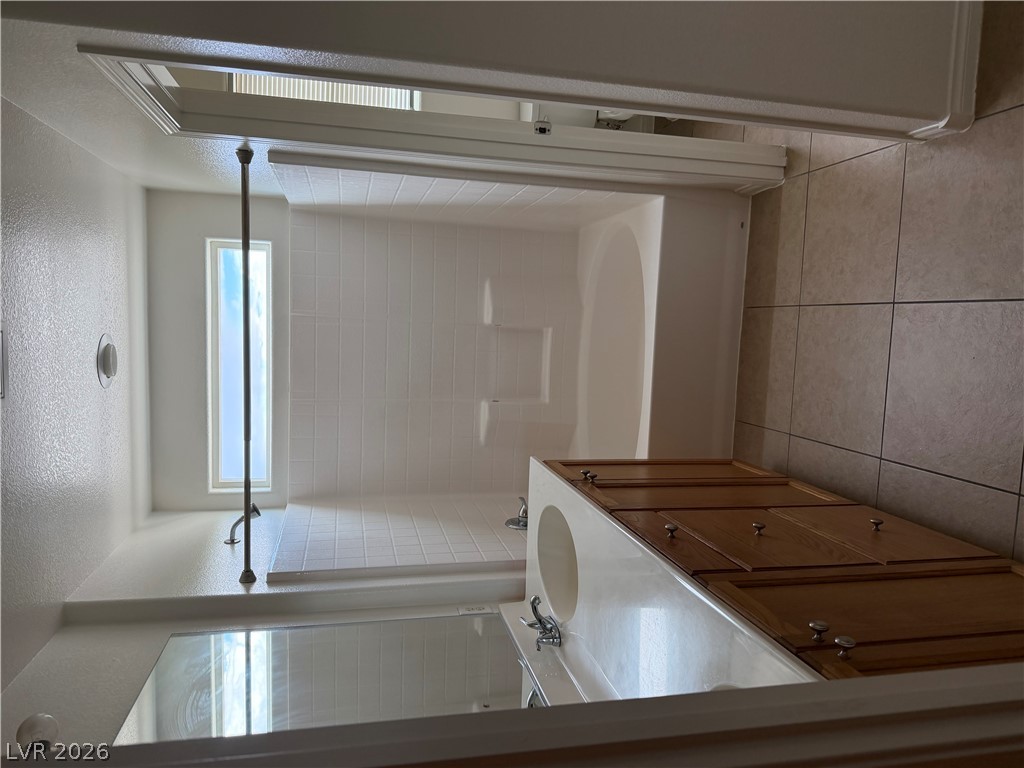 5493 Ovando Way Property Photo 14
