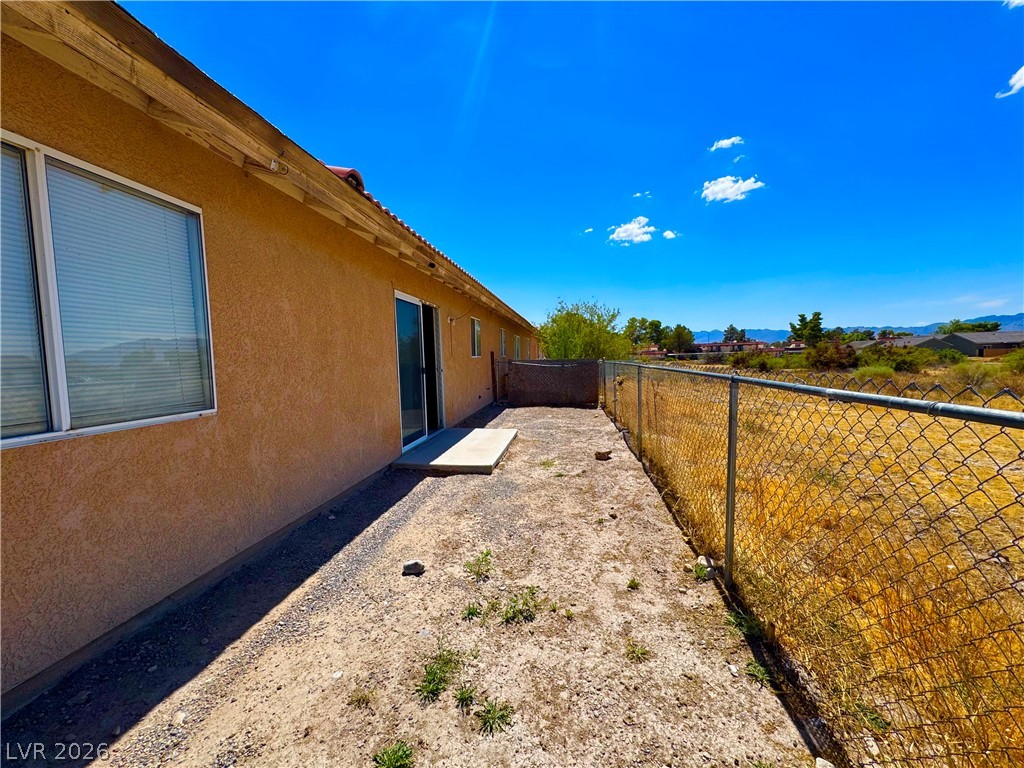 1040 Marne Court C Property Photo 10