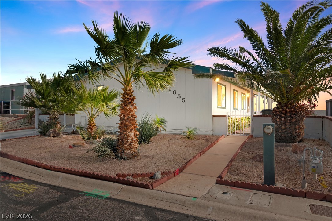 1655 Granada Street Property Photo 2
