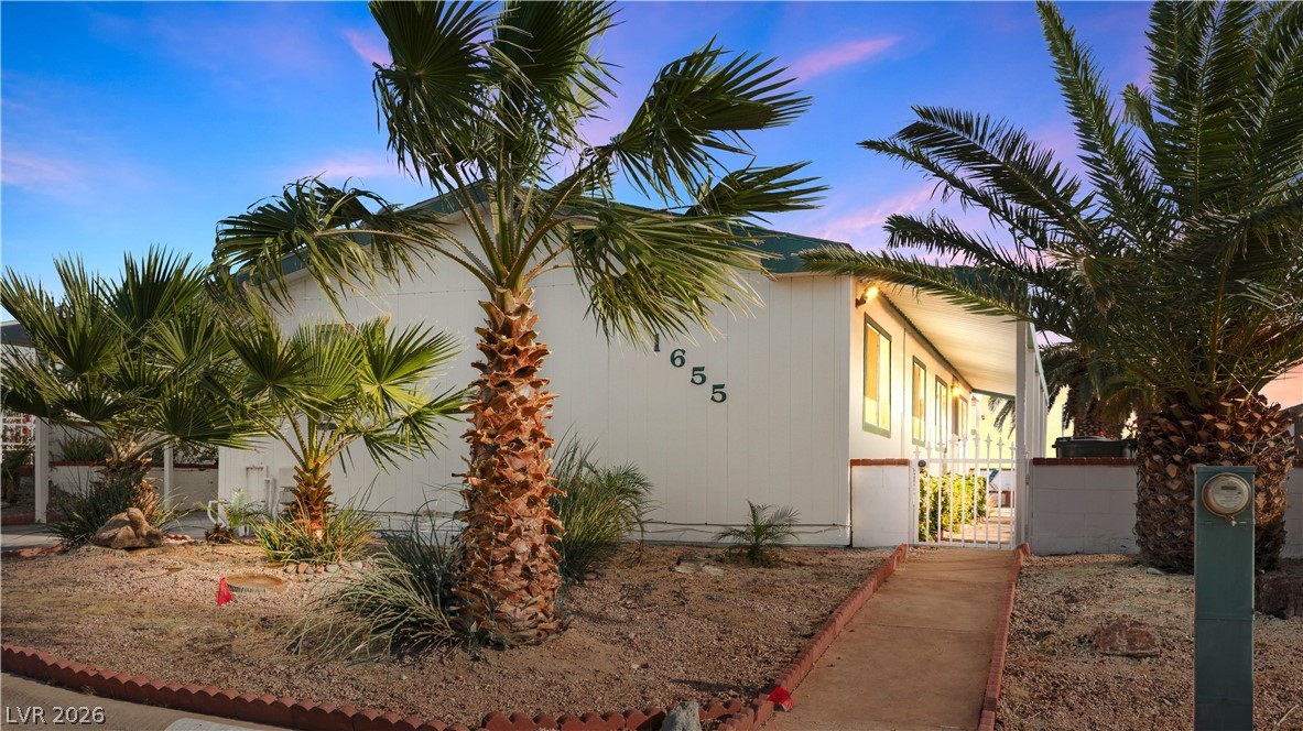1655 Granada Street Property Photo 3