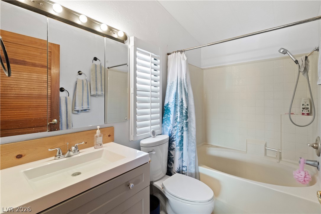 1655 Granada Street Property Photo 29