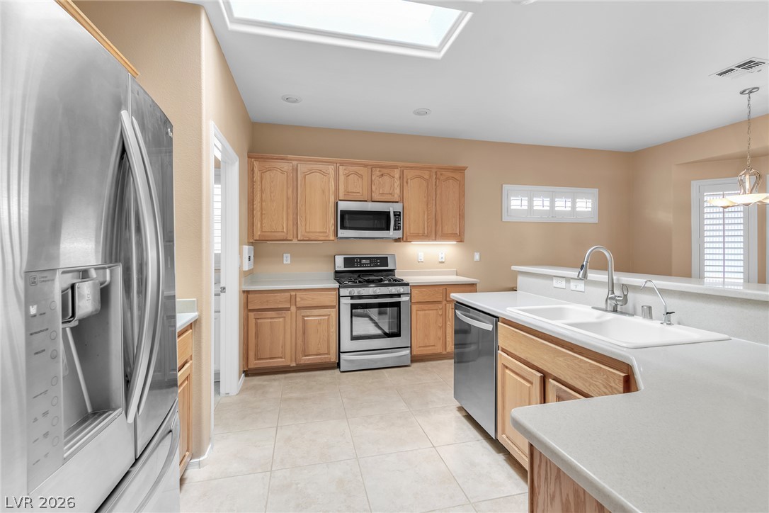 1668 Sebring Hills Drive Property Photo 3