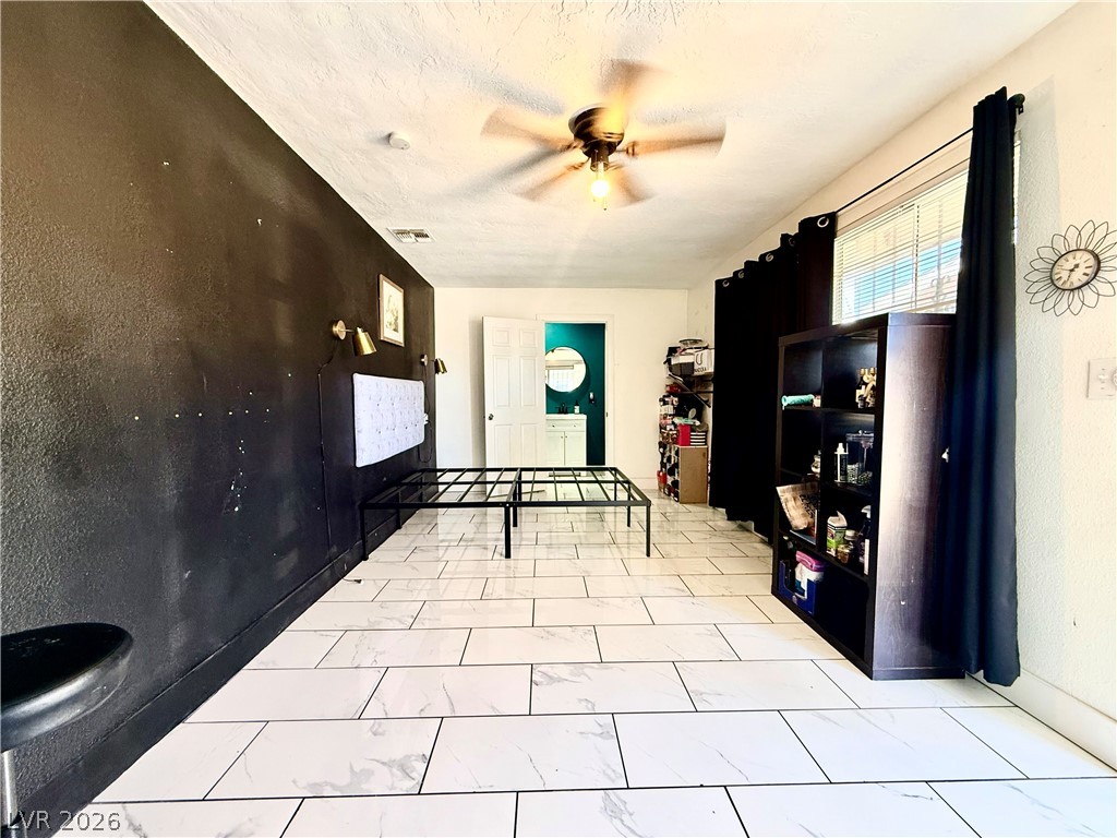 1101 Tamerack Avenue Property Photo 15