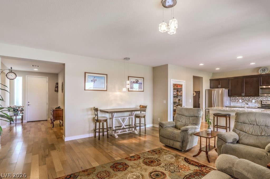 4763 East Beacon Ridge Drive Property Photo 7