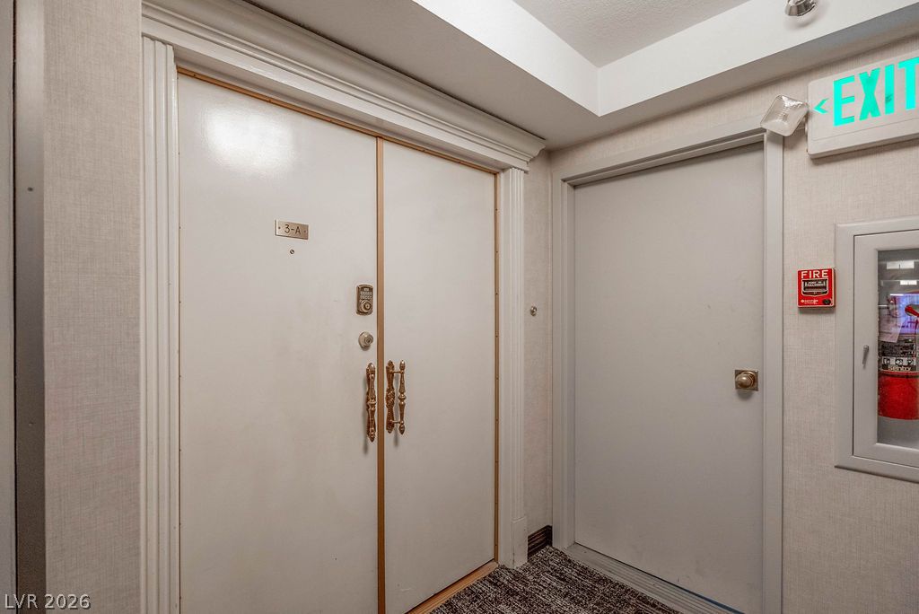 3111 Bel Air Drive 3a Property Photo 15
