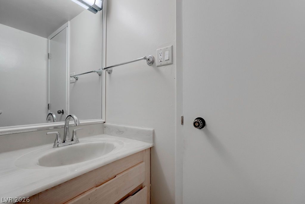 3111 Bel Air Drive 3a Property Photo 27