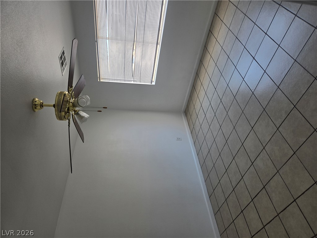 1662 North Lamont Street 102 Property Photo 7
