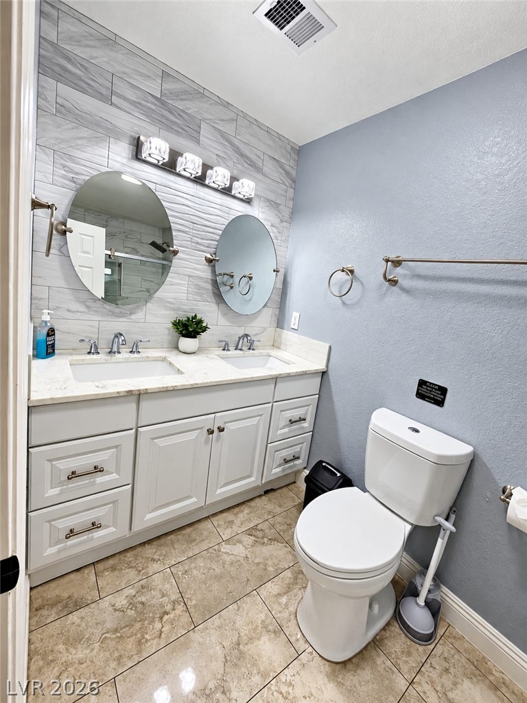 4125 East Harmon Avenue Property Photo 6