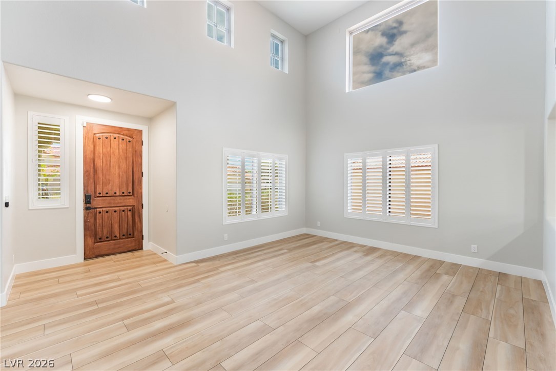 6321 Eagle Pass Court Property Photo 8
