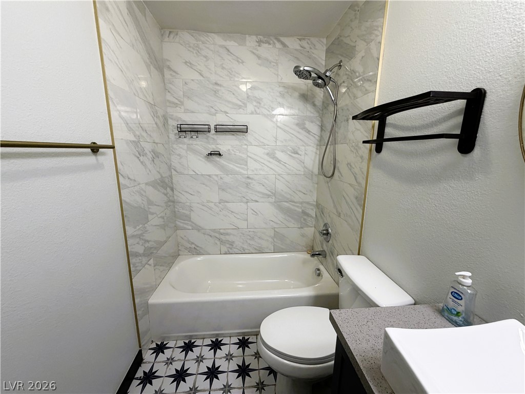 328 Linn Lane Property Photo 25