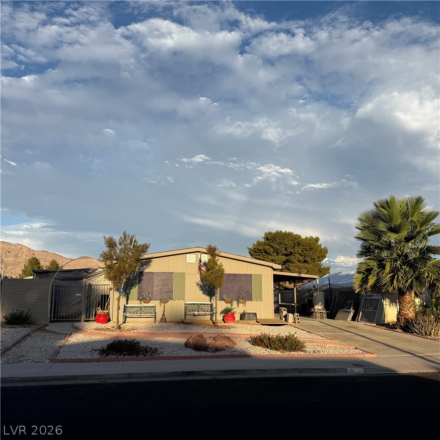 148 Sir Thomas Drive Property Photo 1