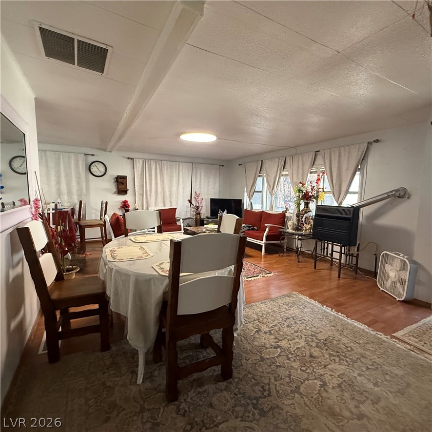 148 Sir Thomas Drive Property Photo 3