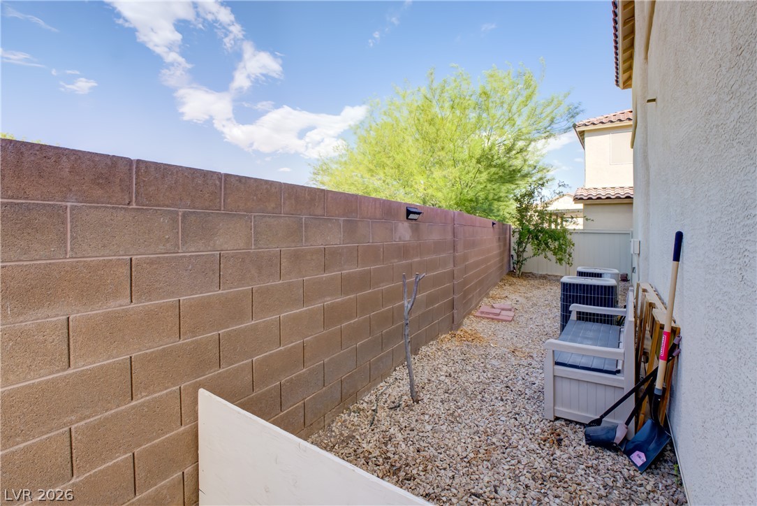 9144 Starling Wing Place Property Photo 29