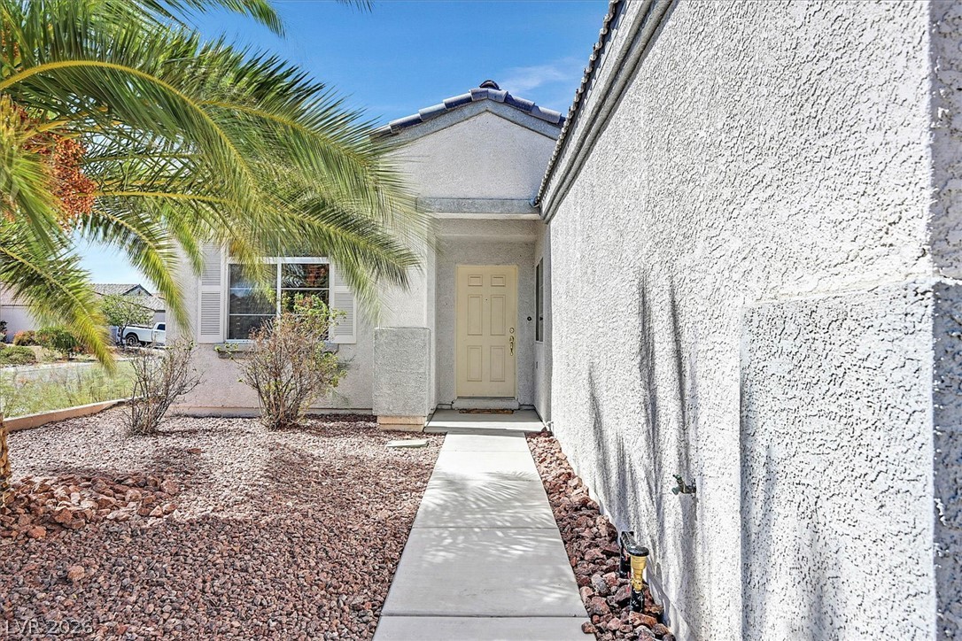 5840 Coconut Creek Street Property Photo 2