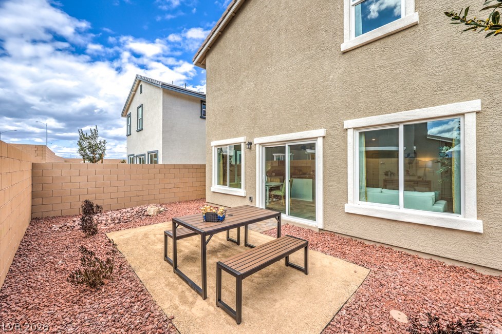 1086 Saffron Toucan Lane Property Photo 27