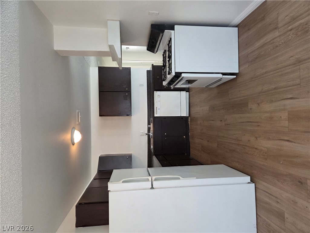 2812157 Property Photo 5