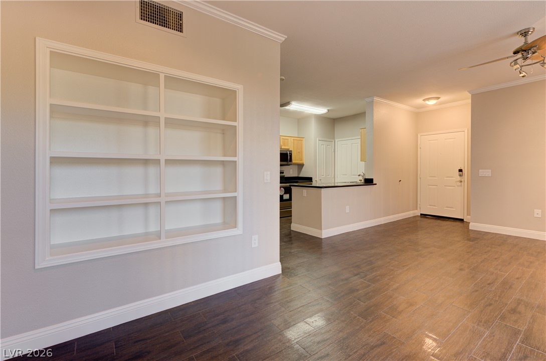 2900 Sunridge Heights Parkway 1613 Property Photo 5