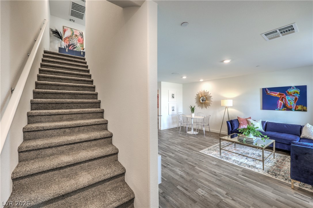 929 Black Heron Street Property Photo 18