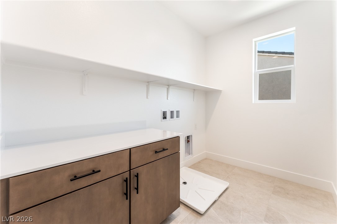 5923 Kings Bluff Avenue Property Photo 16