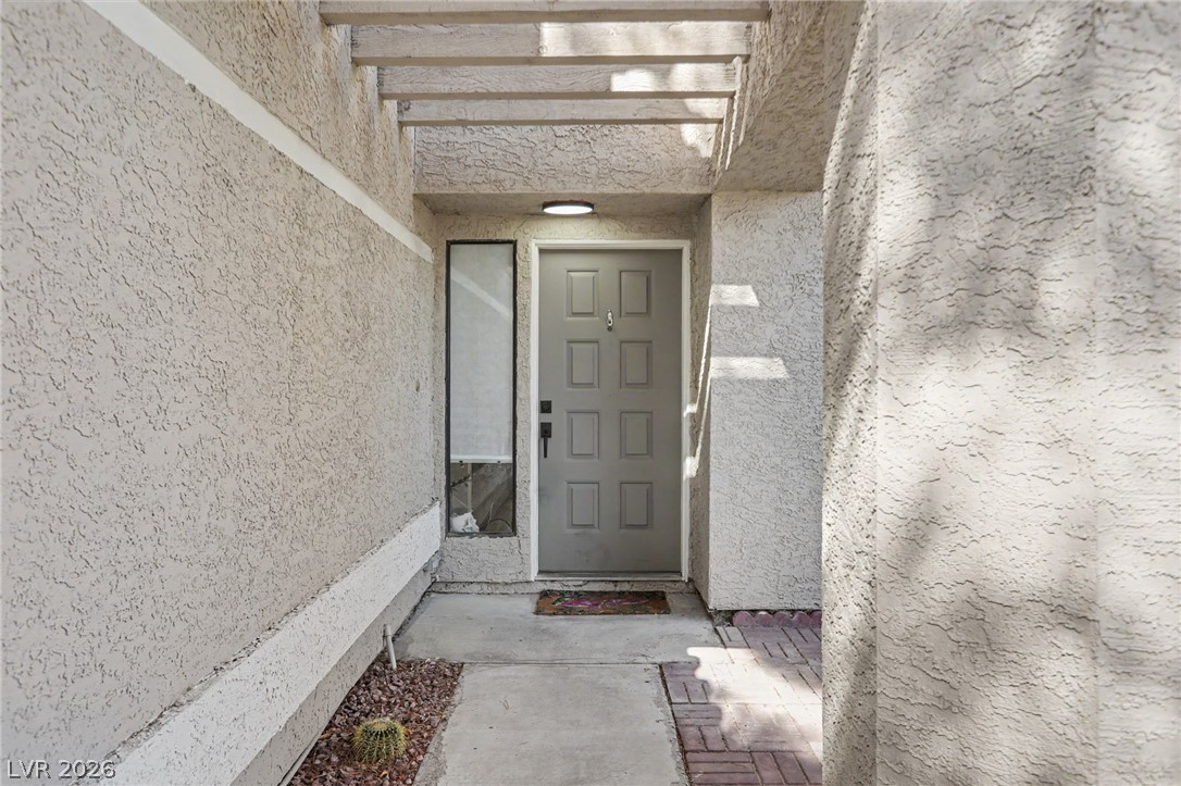 137 Coventry Drive Property Photo 8