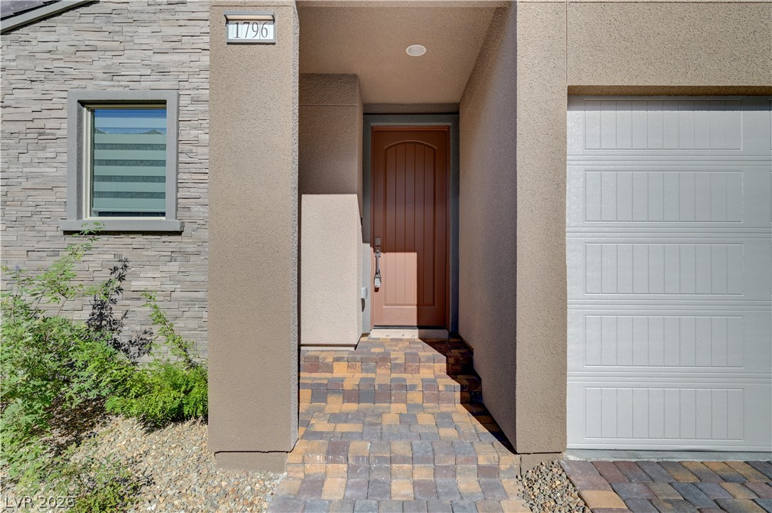 1796 Passerine Street Property Photo 4