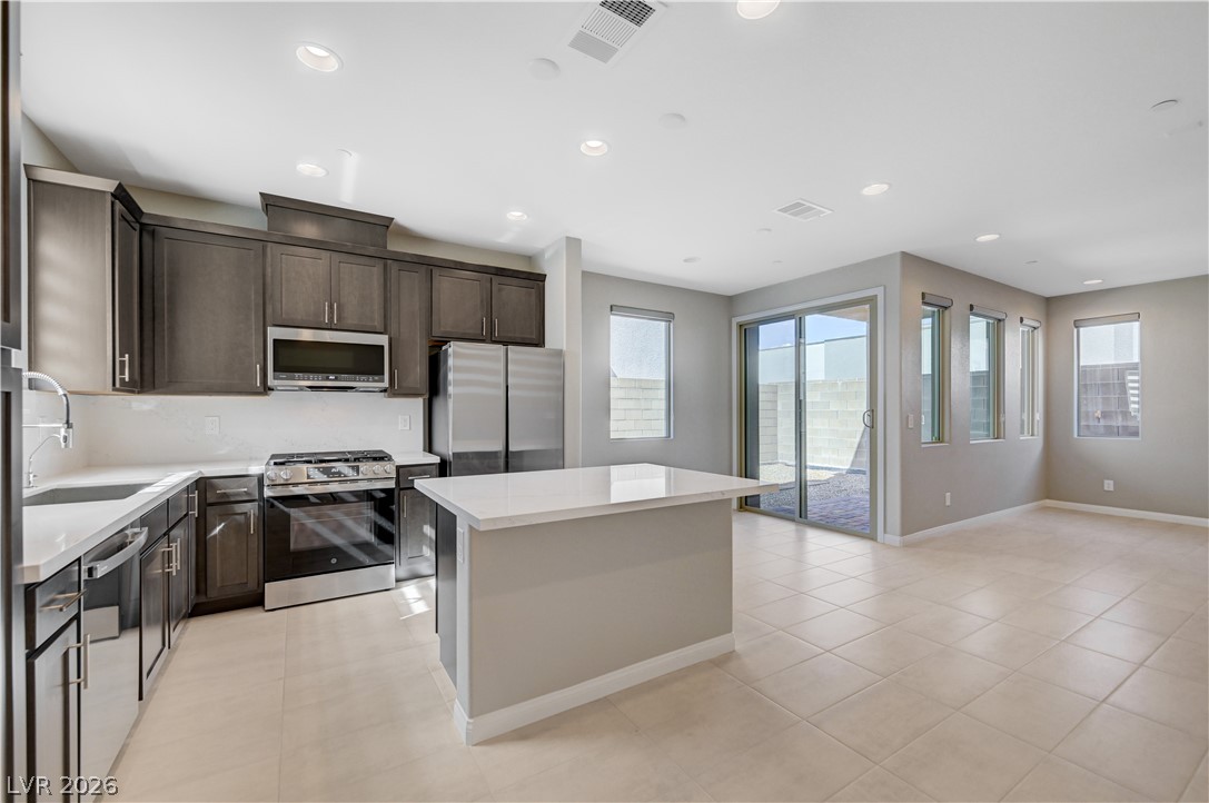 1796 Passerine Street Property Photo 15