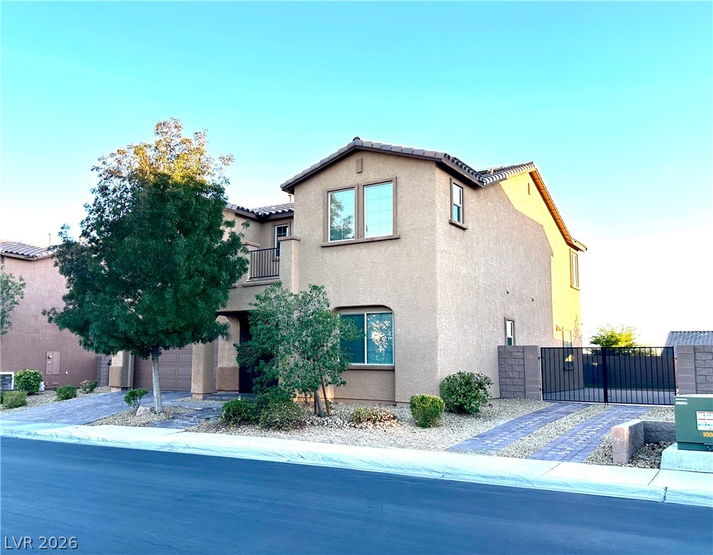 9767 Mosaic Canyon Court Property Photo 8
