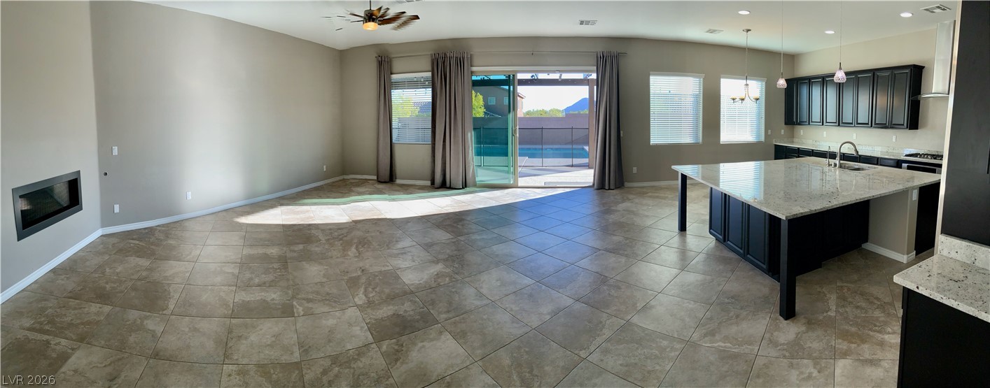 9767 Mosaic Canyon Court Property Photo 13