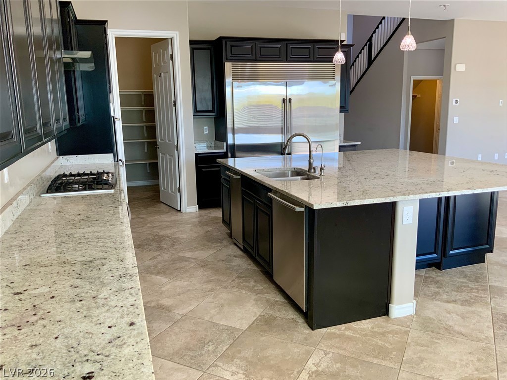 9767 Mosaic Canyon Court Property Photo 14