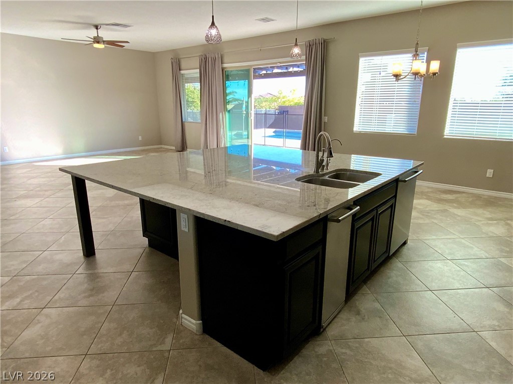 9767 Mosaic Canyon Court Property Photo 18