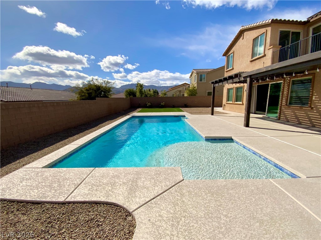 9767 Mosaic Canyon Court Property Photo 36